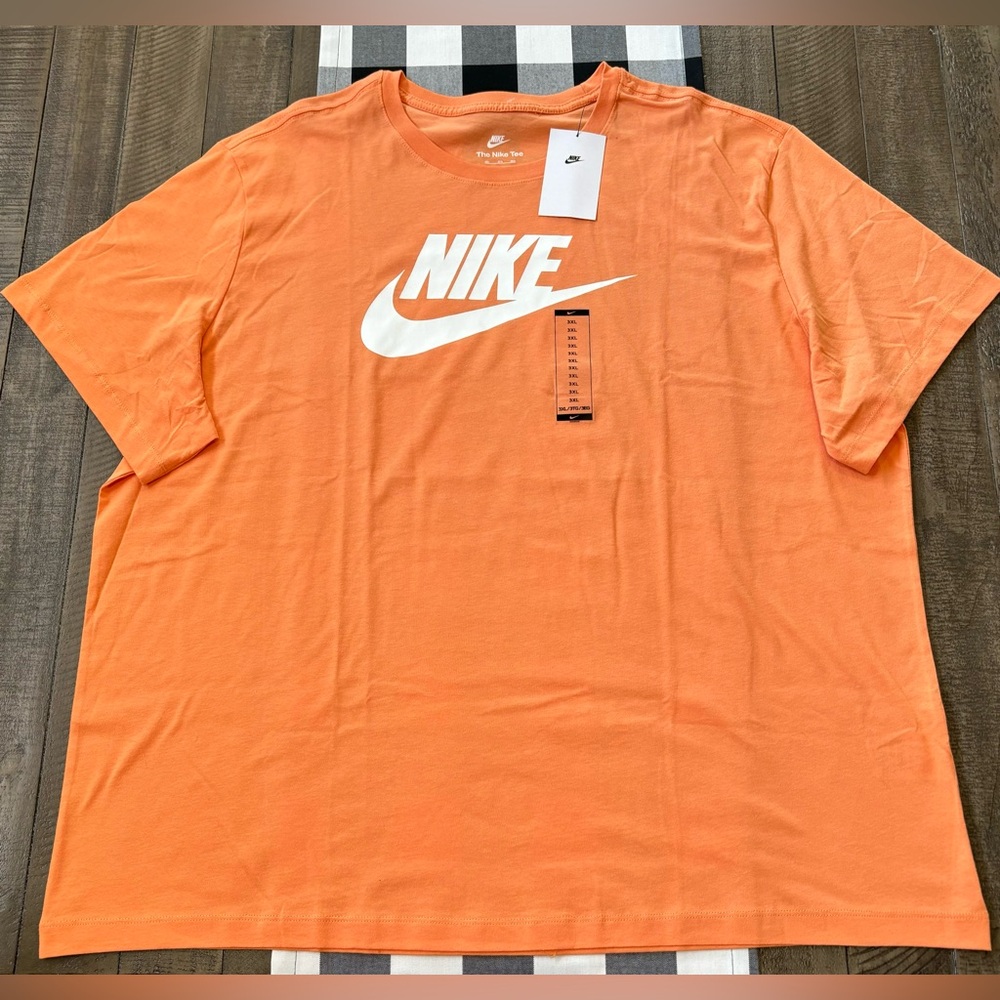 Brand: Nike
Type: Tee
Size: 3XL 
Condition: Brand New!!!